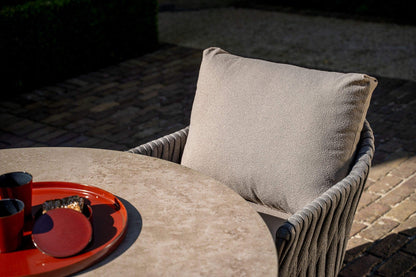 4 Seasons Outdoor Cannes lage eettafel stoelen + Sarah lage eettafel 130 cm